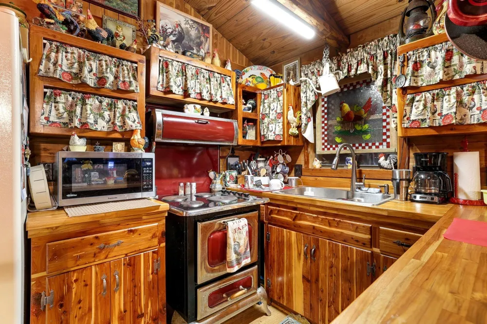 642 Earl Road Sadler, TX 76264
