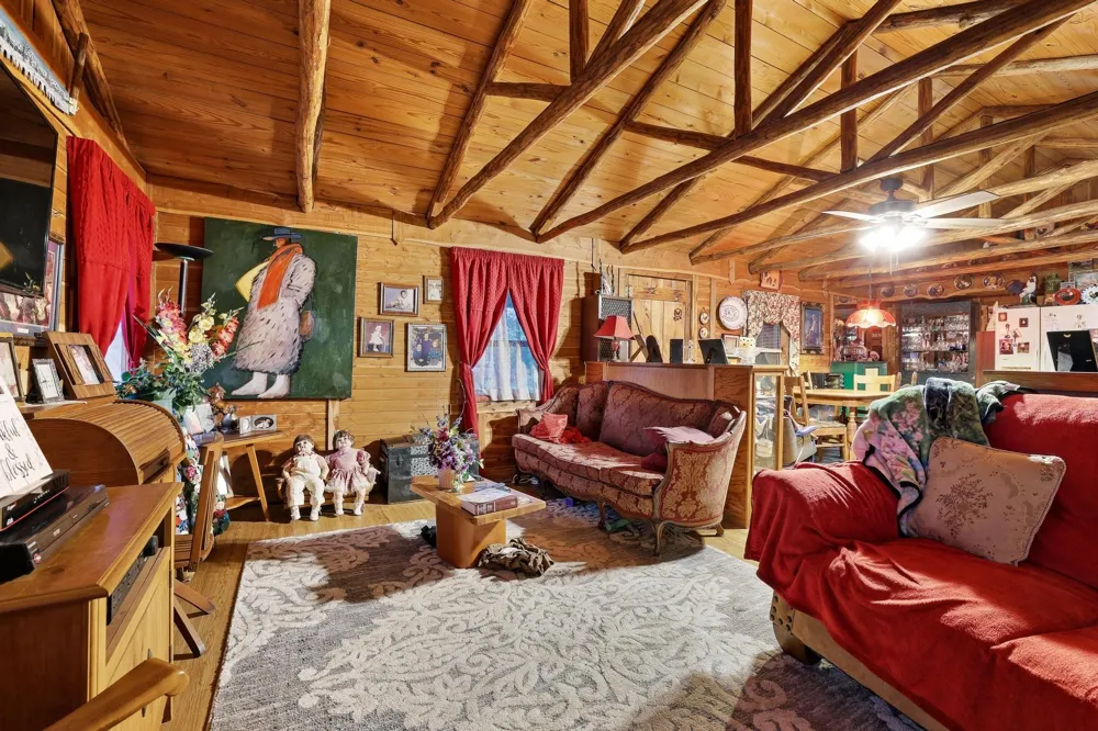 642 Earl Road Sadler, TX 76264