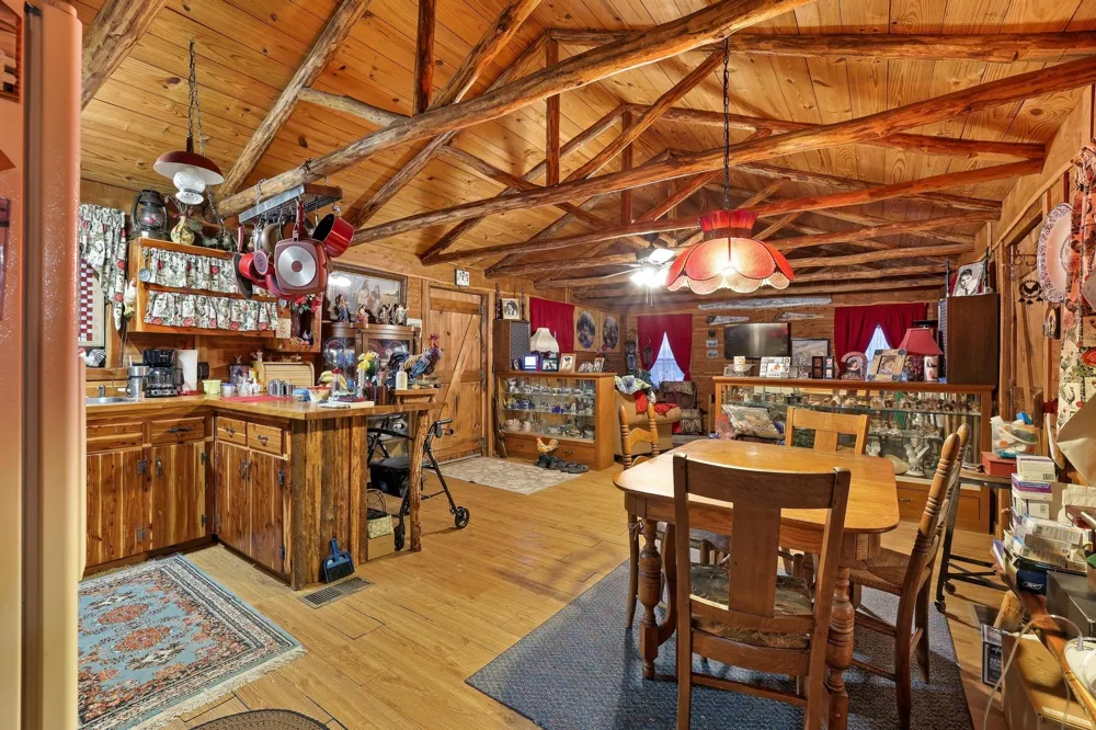 642 Earl Road Sadler, TX 76264