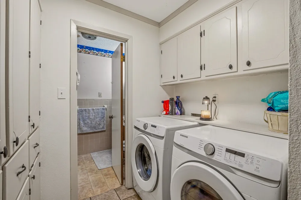 200 E Plum Avenue De Leon, TX 76444