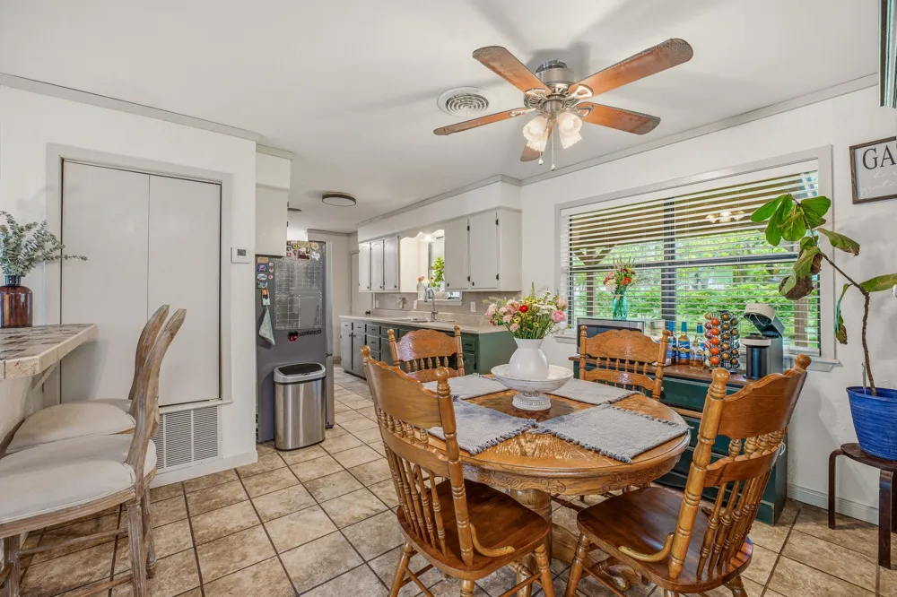 200 E Plum Avenue De Leon, TX 76444