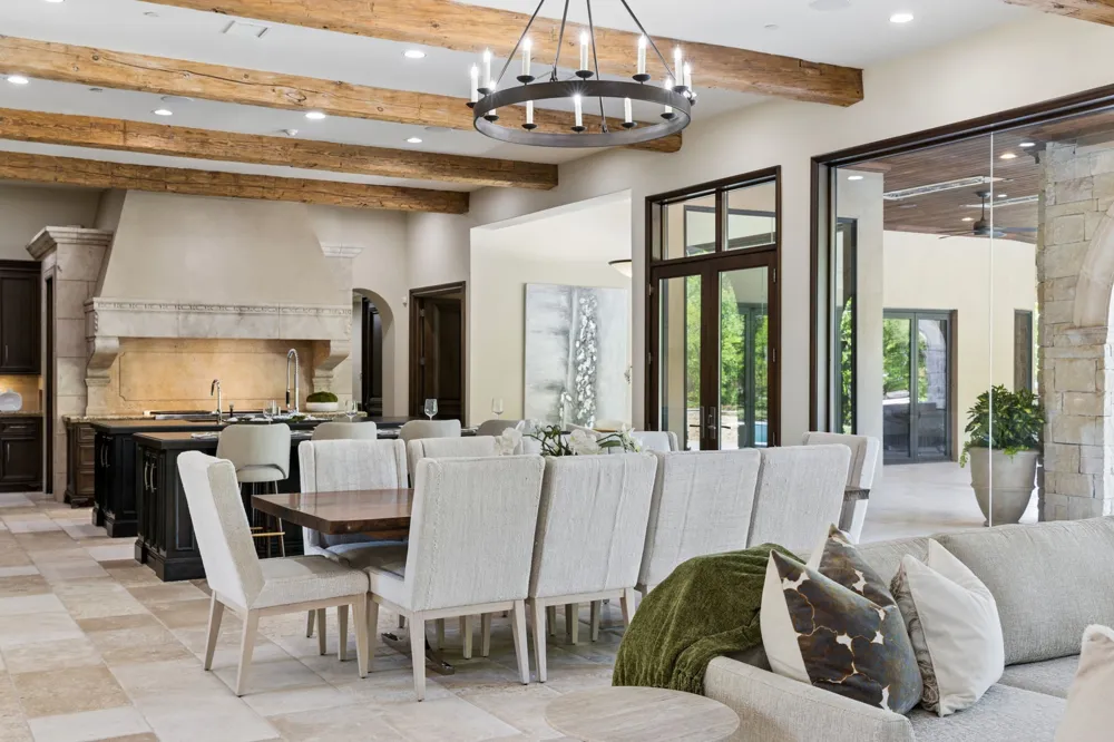 690 S Peytonville Avenue Southlake, TX 76092