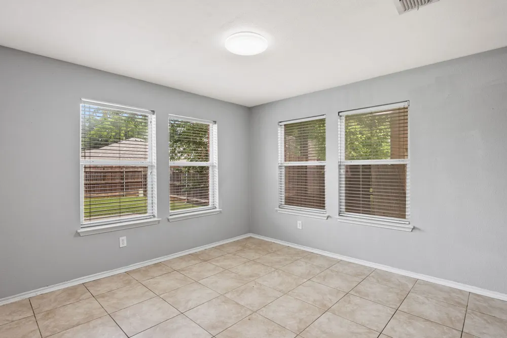 601 Amy Way Euless, TX 76039