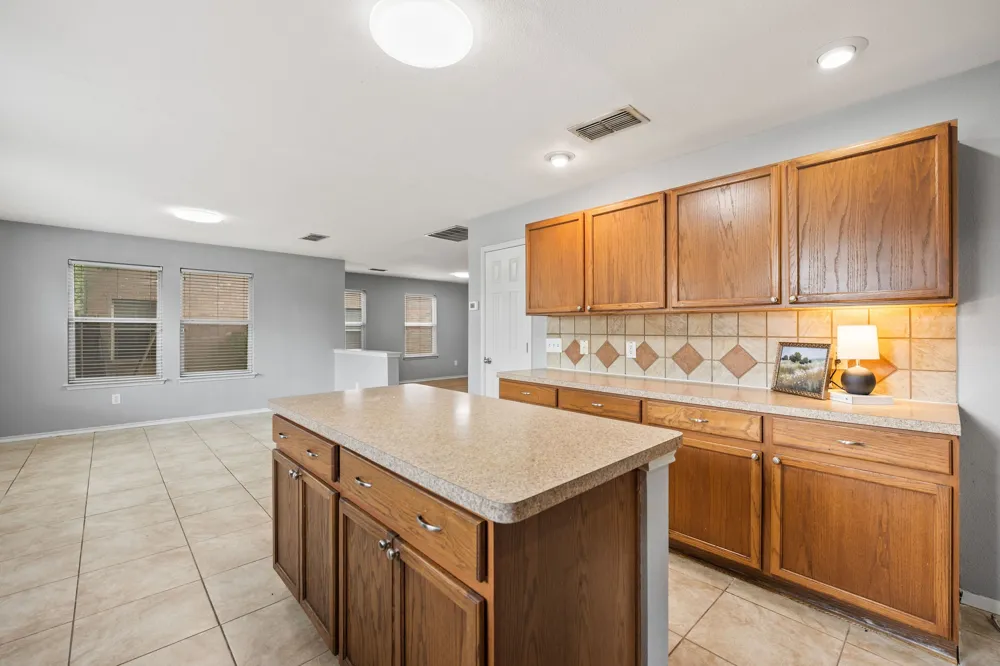 601 Amy Way Euless, TX 76039