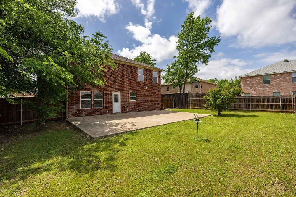 601 Amy Way Euless, TX 76039