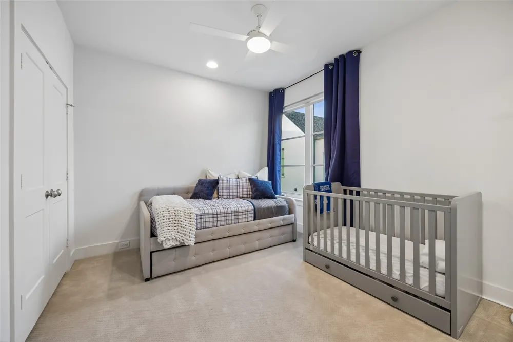 2715 Kimsey Drive #102 Dallas, TX 75235