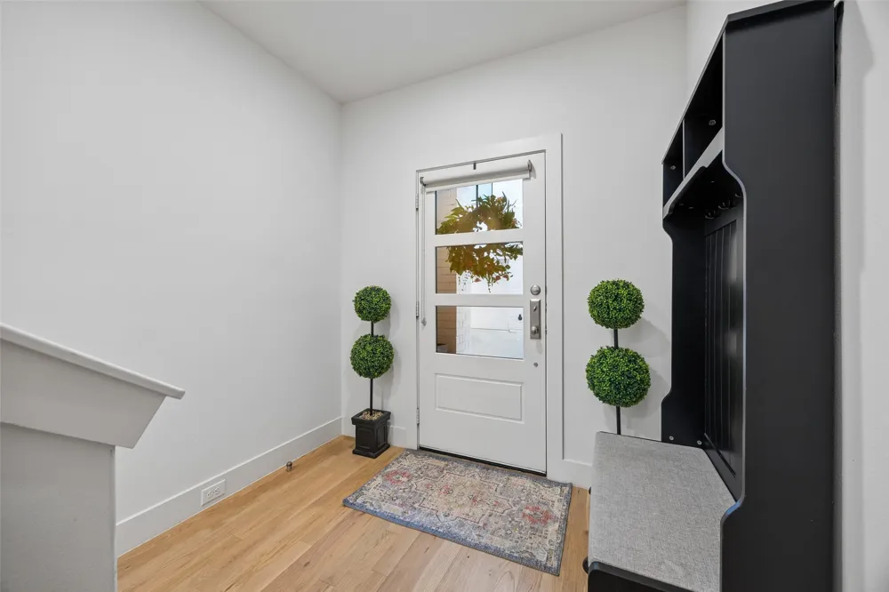 2715 Kimsey Drive #102 Dallas, TX 75235