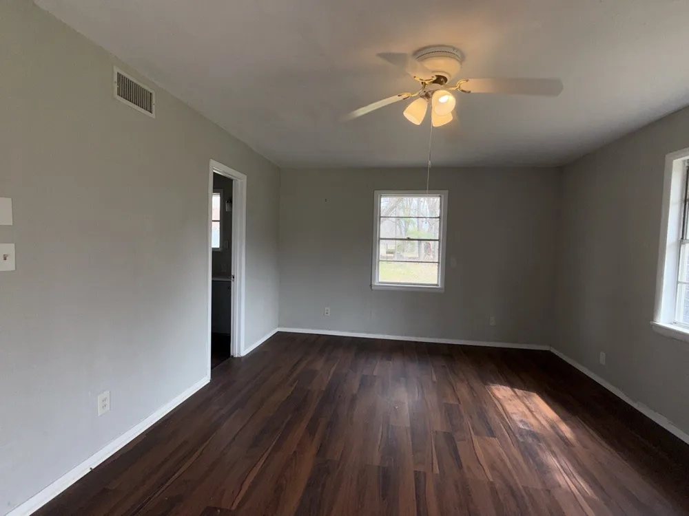 410 Lone Star Road Trinidad, TX 75163