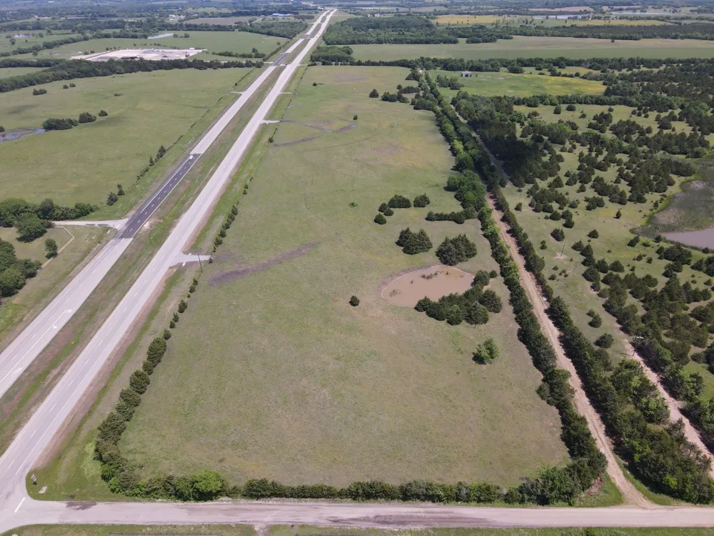 E HWY 82 Dodd City, TX 75438