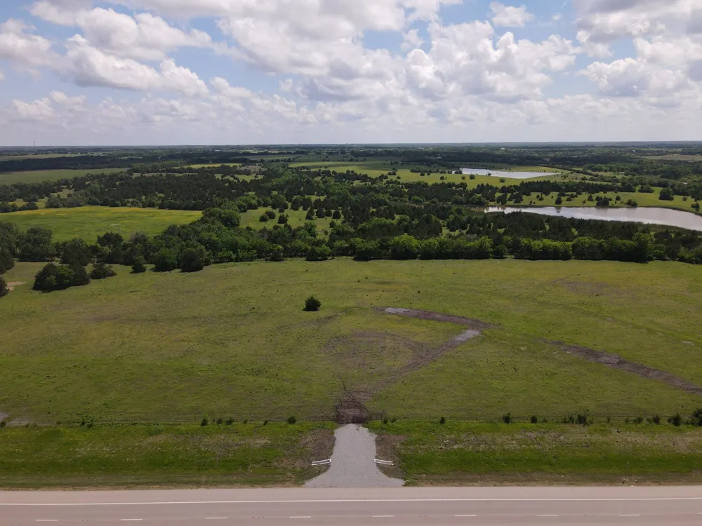 E HWY 82 Dodd City, TX 75438