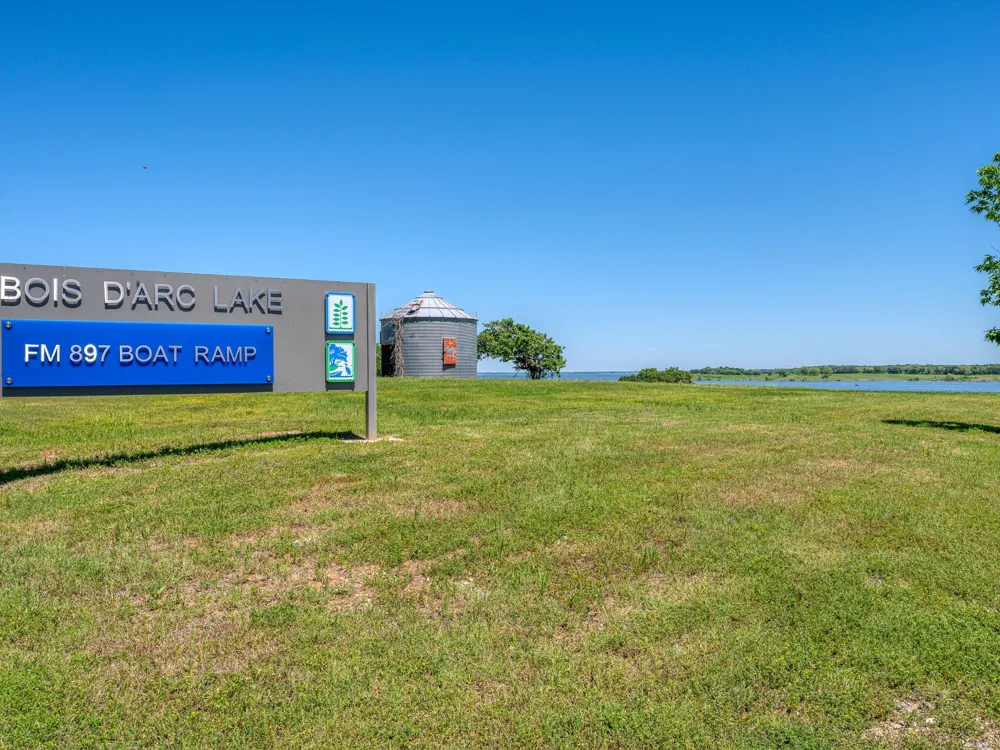E HWY 82 Dodd City, TX 75438
