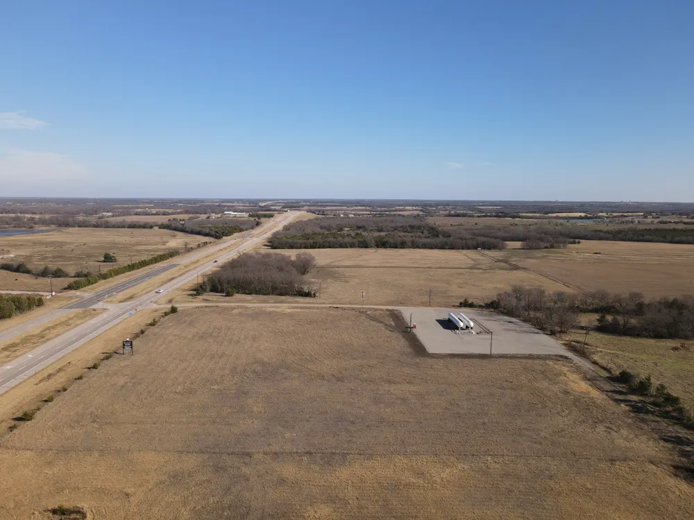 E HWY 82 Dodd City, TX 75438