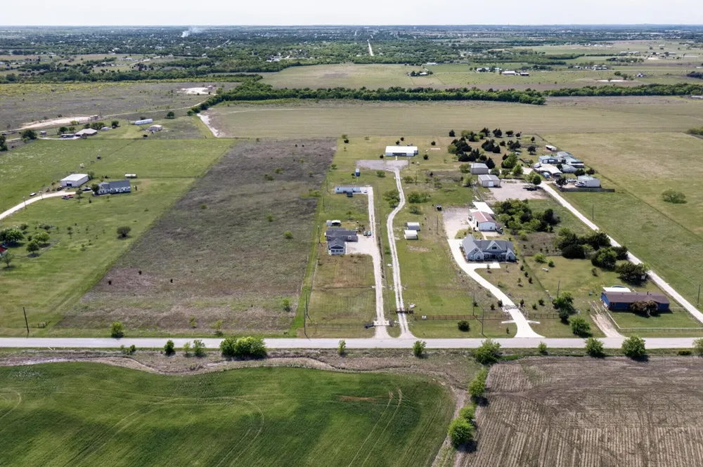 3451 County Road 617 Venus, TX 76084