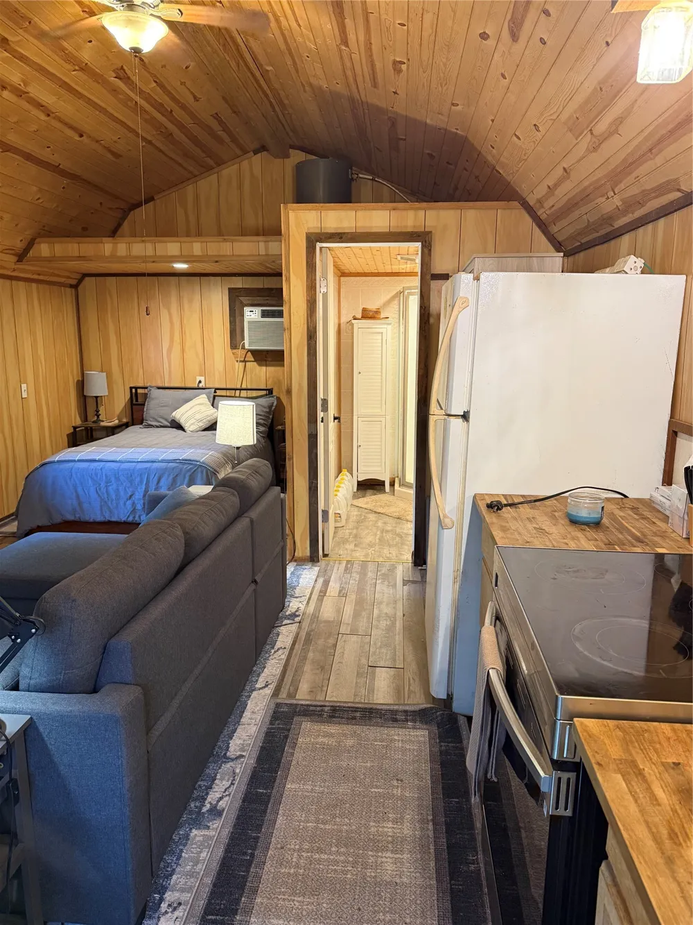 11756 Catfish Road Vivian, LA 71082