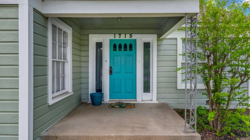 1715 Oak Avenue Mineral Wells, TX 76067