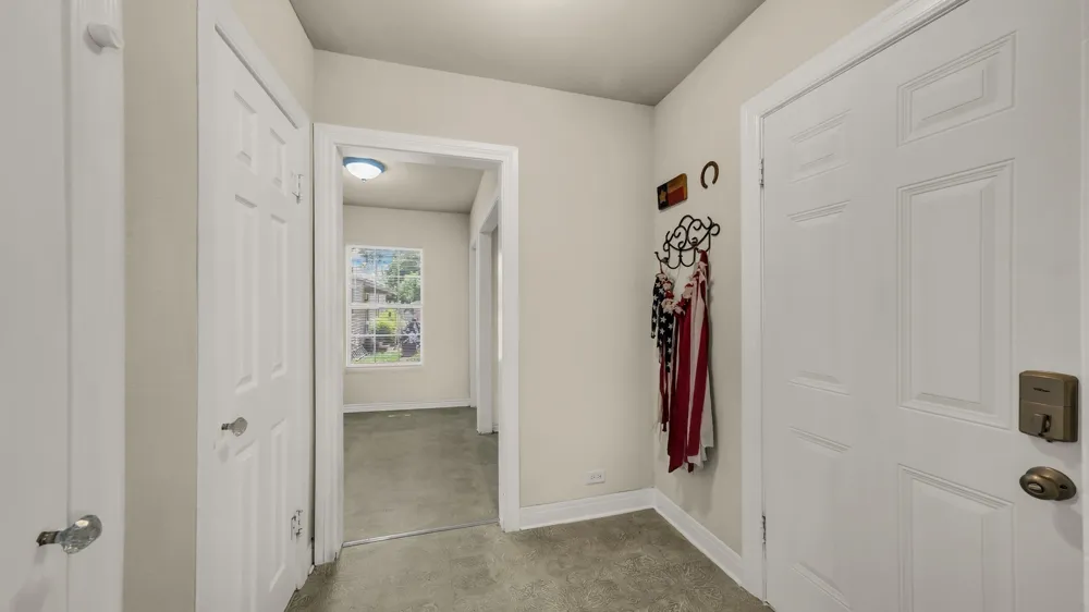 1715 Oak Avenue Mineral Wells, TX 76067