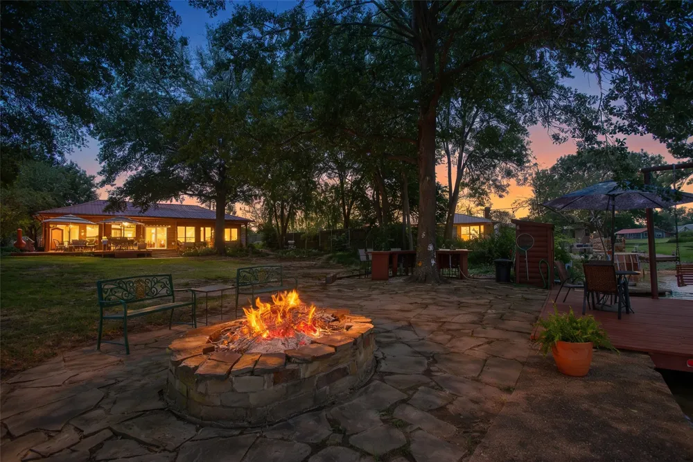 121 Xit Ranch Road Trinidad, TX 75163