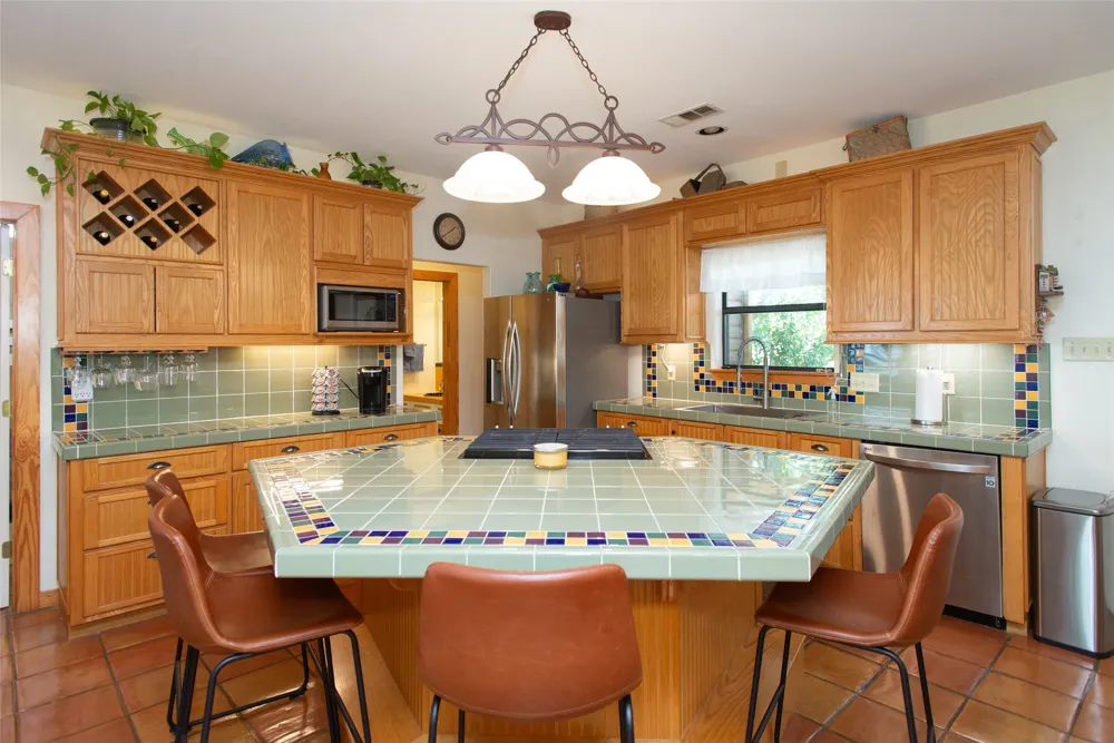 121 Xit Ranch Road Trinidad, TX 75163