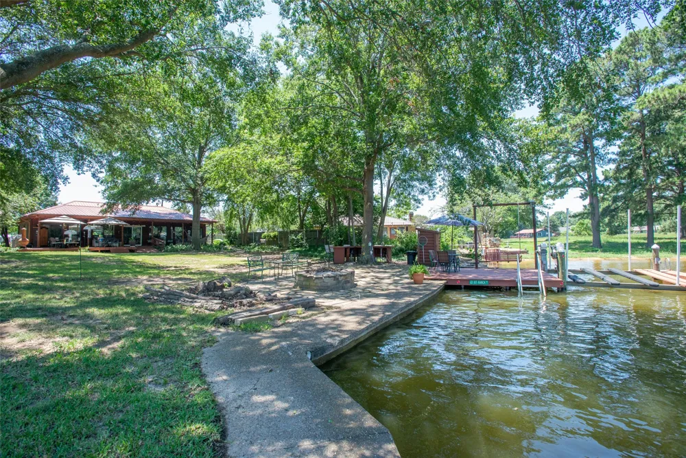 121 Xit Ranch Road Trinidad, TX 75163
