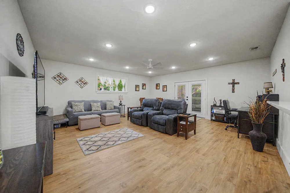 401 NW 32nd Street Mineral Wells, TX 76067