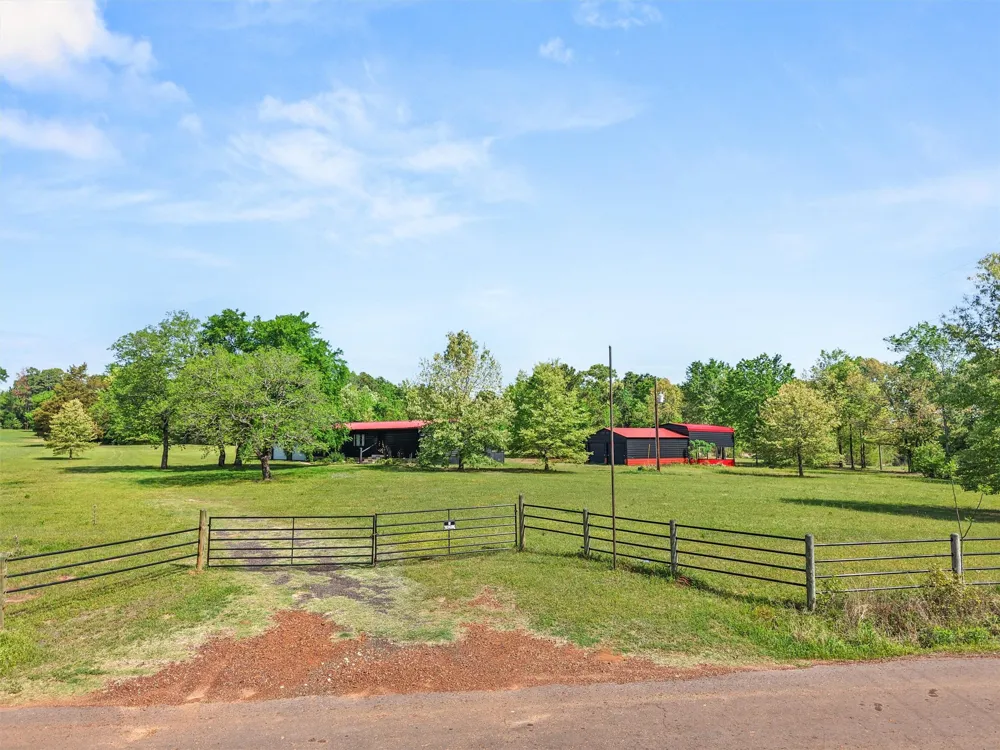 1333 Lupine Road Gilmer, TX 75644