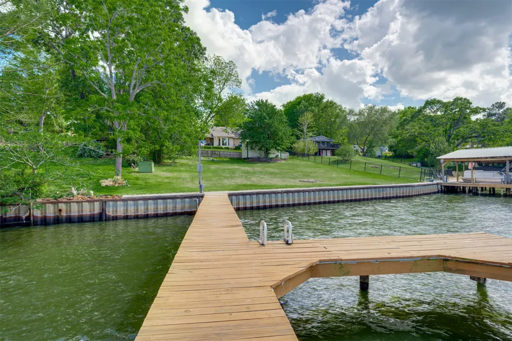 23340 Three Points Drive Frankston, TX 75763