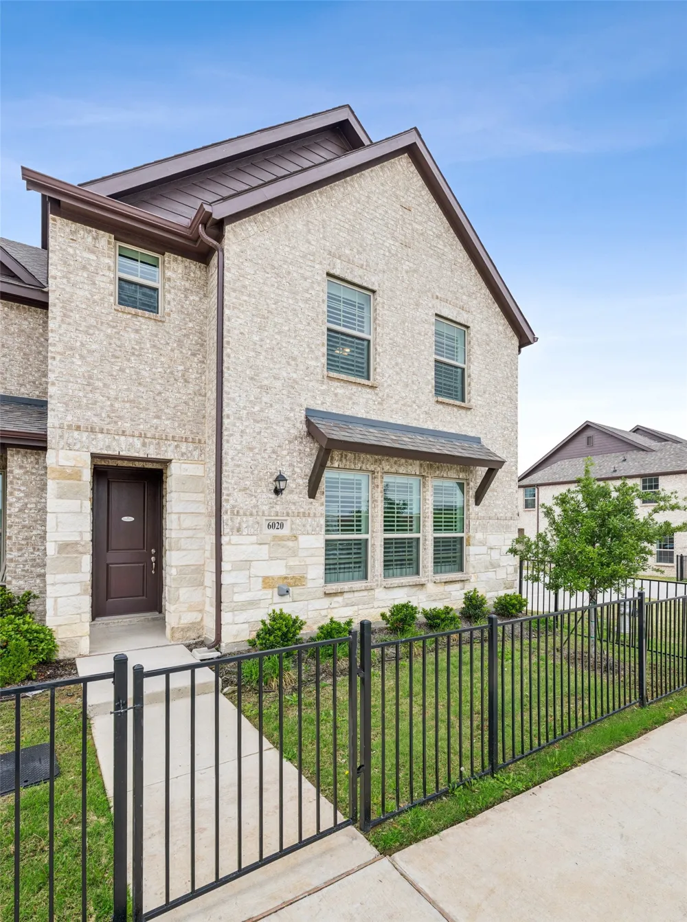 6020 Bursey Road Watauga, TX 76148