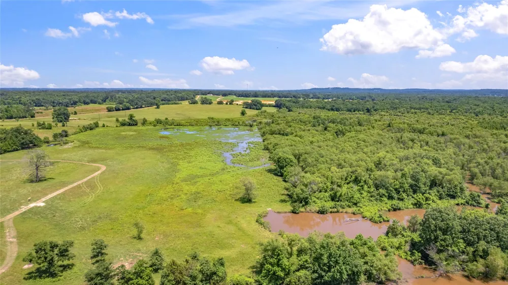 12250 County Road 3513 Brownsboro, TX 75756