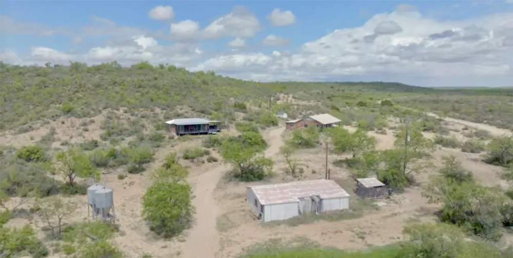 3408 CR 312 Voss, TX 76888