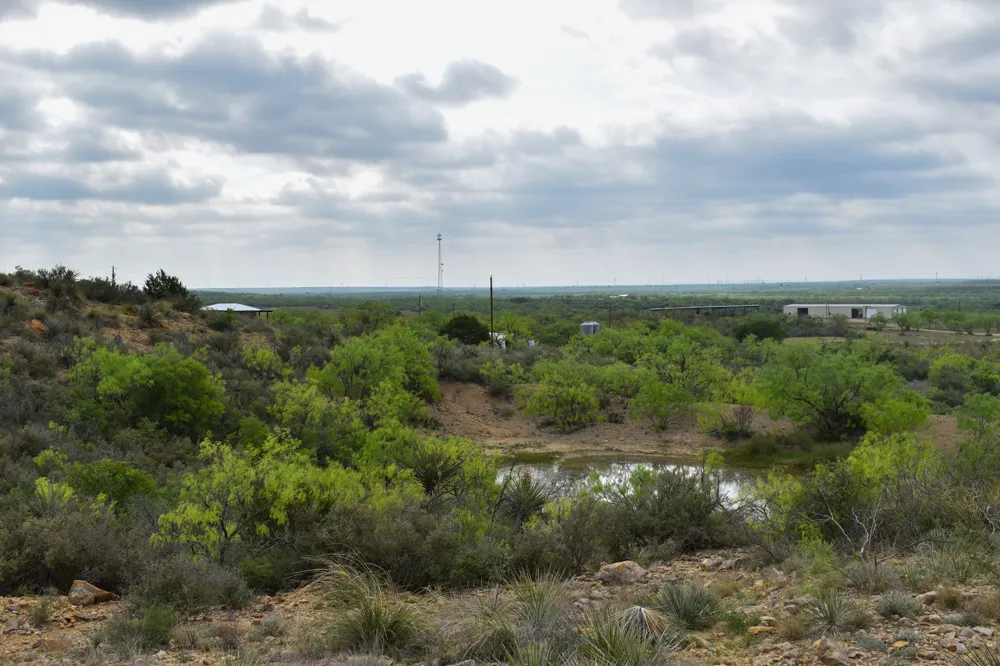 3408 CR 312 Voss, TX 76888