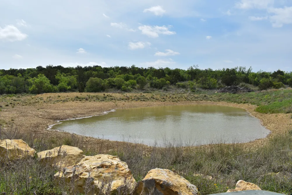 3408 CR 312 Voss, TX 76888
