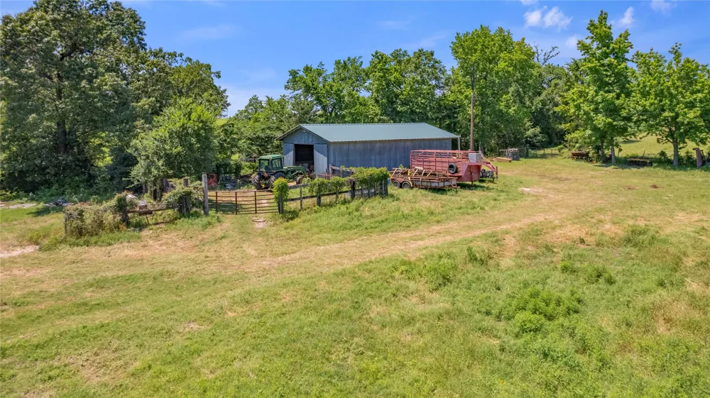 12250 County Road 3513 Brownsboro, TX 75756