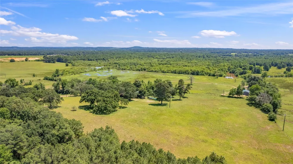 12250 County Road 3513 Brownsboro, TX 75756