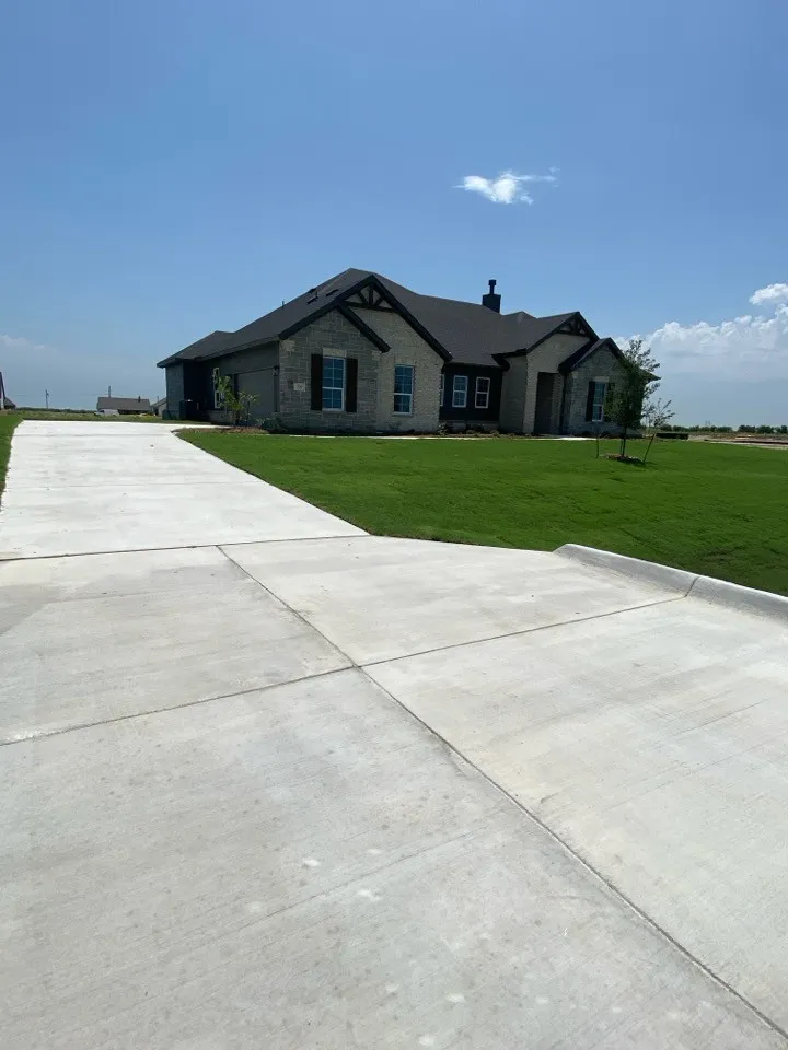 78 Aurora Avenue Valley View, TX 76272