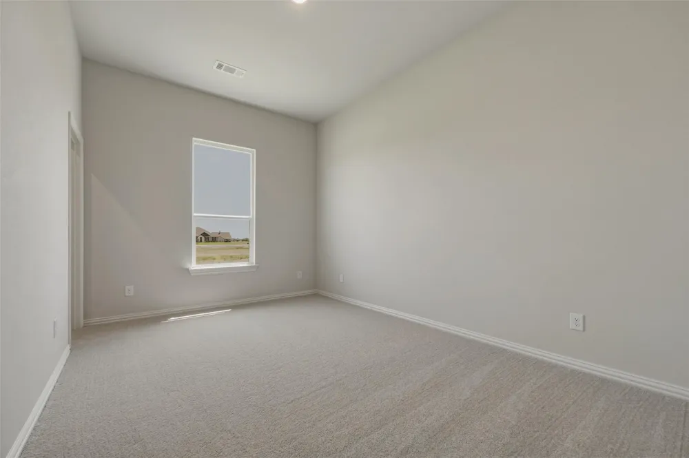 78 Aurora Avenue Valley View, TX 76272