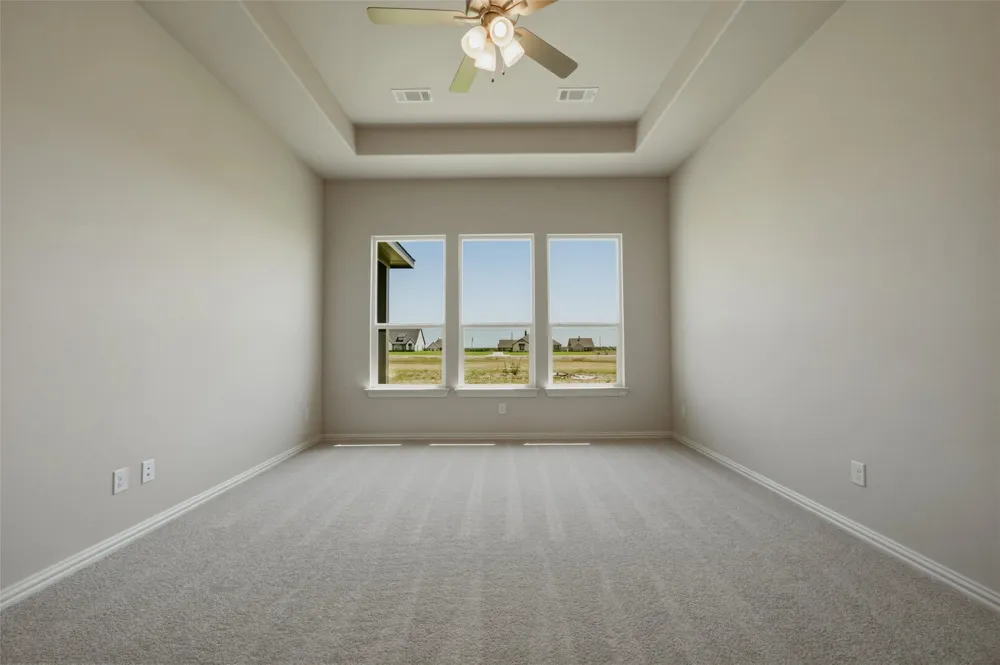 78 Aurora Avenue Valley View, TX 76272