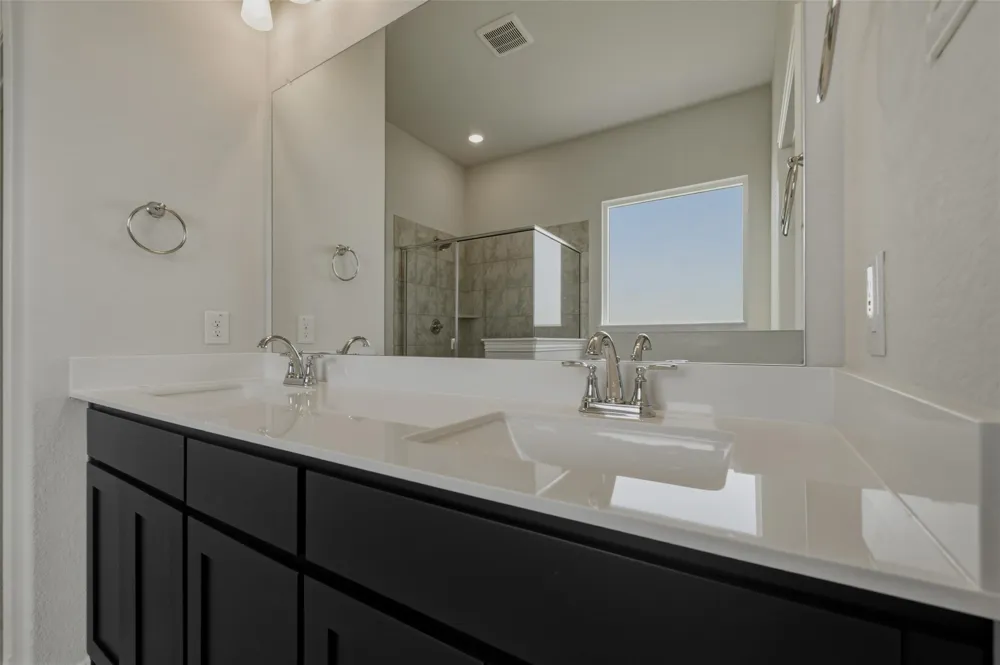 78 Aurora Avenue Valley View, TX 76272