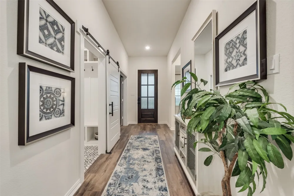 61 Roosevelt Lane Valley View, TX 76272