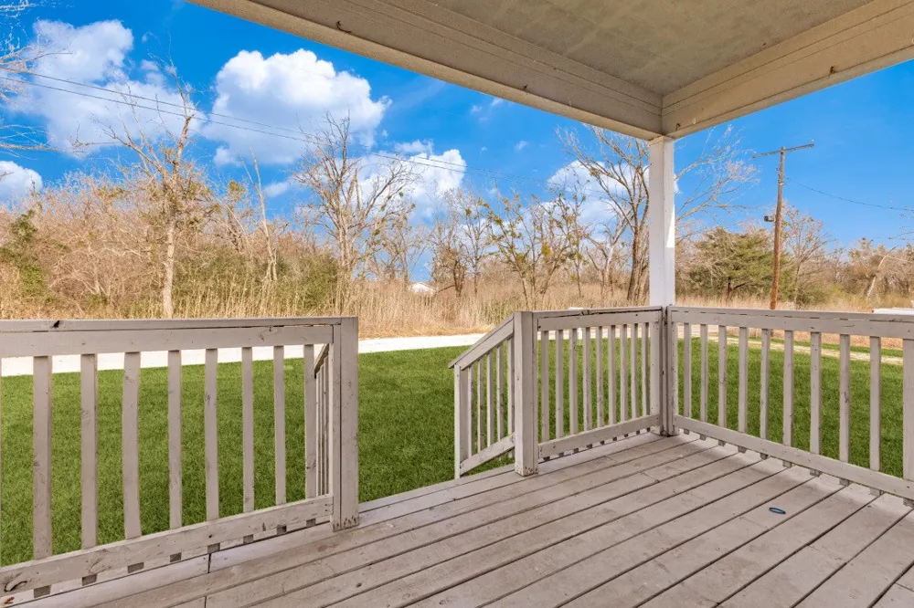 711 S 3rd Avenue E Dawson, TX 76639