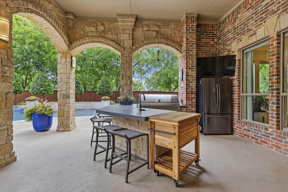 2216 Yeargain Court Southlake, TX 76092