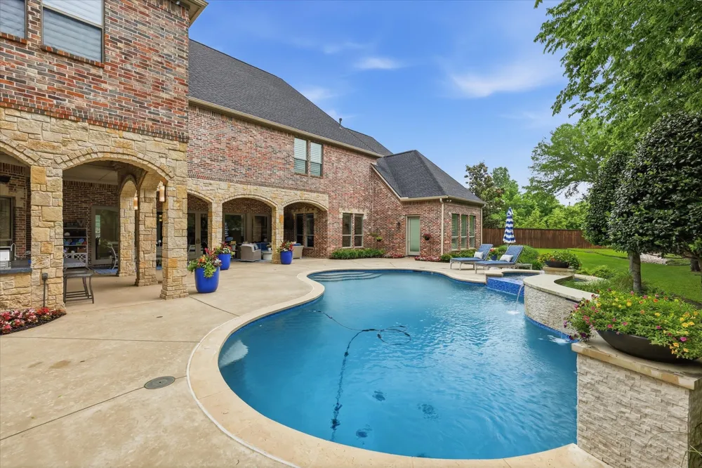 2216 Yeargain Court Southlake, TX 76092