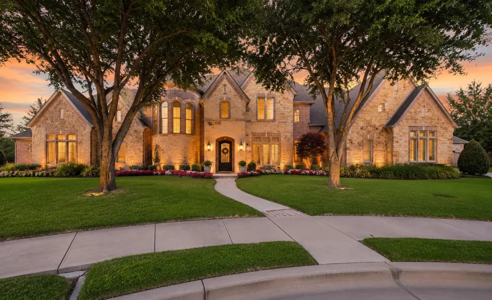 2216 Yeargain Court Southlake, TX 76092