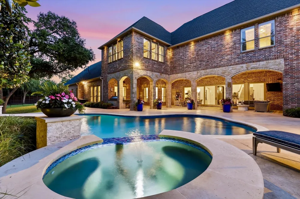 2216 Yeargain Court Southlake, TX 76092