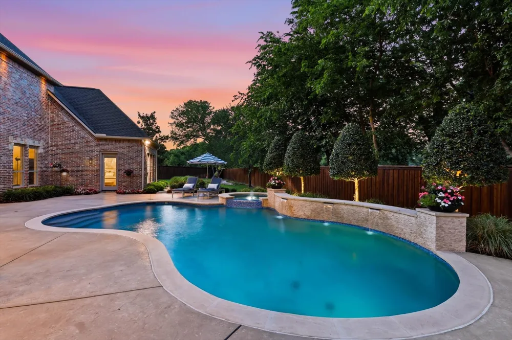 2216 Yeargain Court Southlake, TX 76092