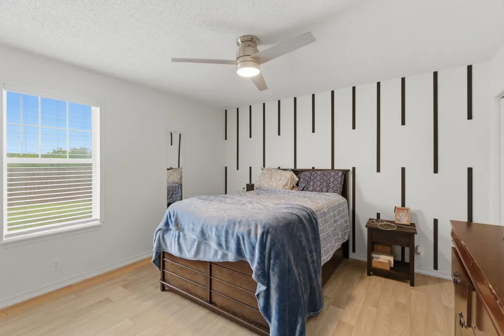 1032 Greg Street #1-5 Azle, TX 76020