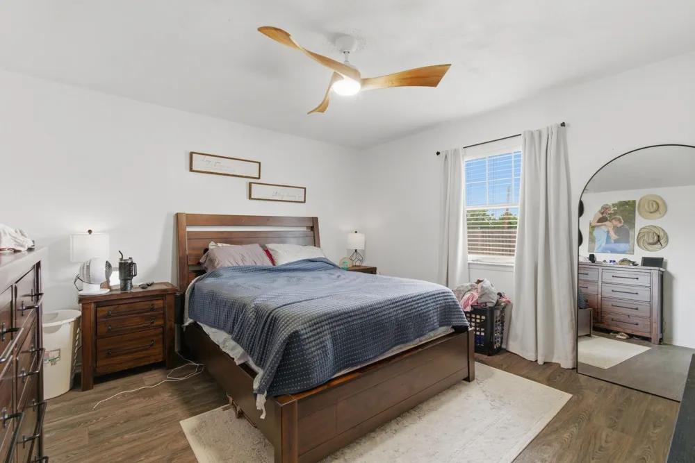 1032 Greg Street #1-5 Azle, TX 76020