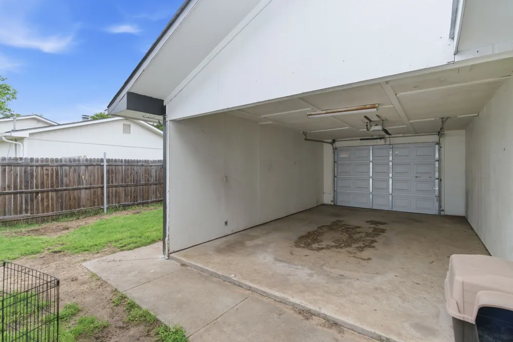 1032 Greg Street #1-5 Azle, TX 76020