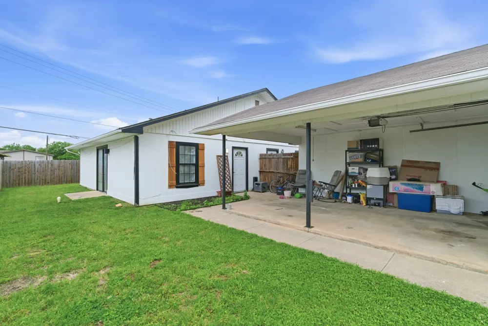 1032 Greg Street #1-5 Azle, TX 76020