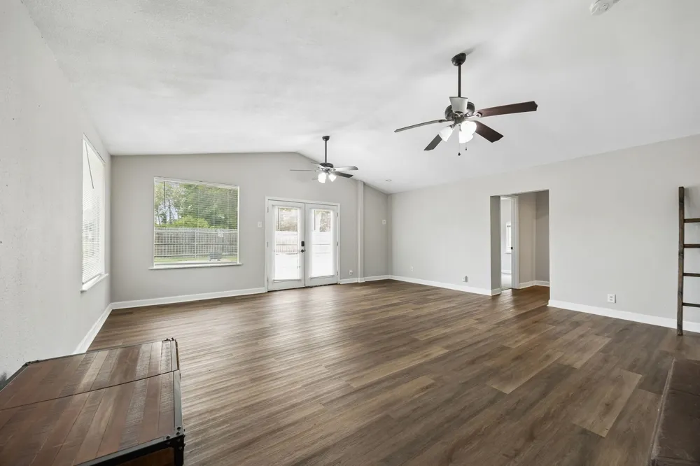 597 E Main Street Van, TX 75790