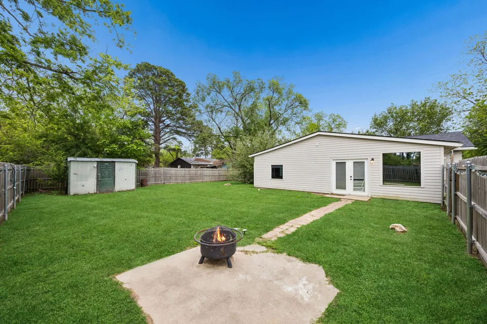597 E Main Street Van, TX 75790